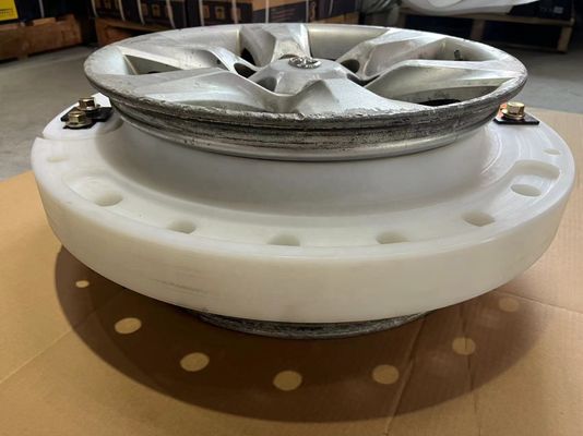 Vlakke Tussenvoegsels 335/80R20 225/75R16C van de polymeer stellen de Rubber Militaire Looppas Vlakke Wieltussenvoegsels in werking